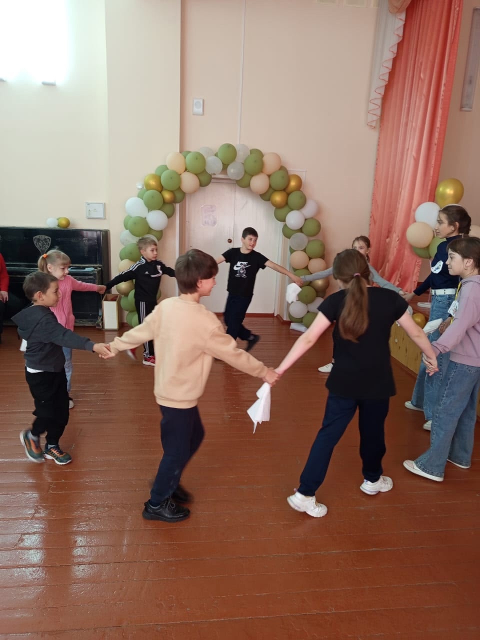 Пятый день пришкольного лагеря.